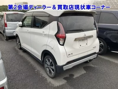 Mitsubishi EK X