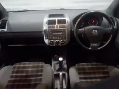 Volkswagen POLO  с аукциона в Японии