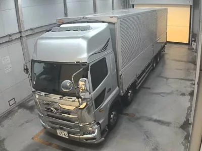 Hino TRUCK