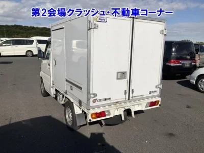 Nissan CLIPPER TRUCK