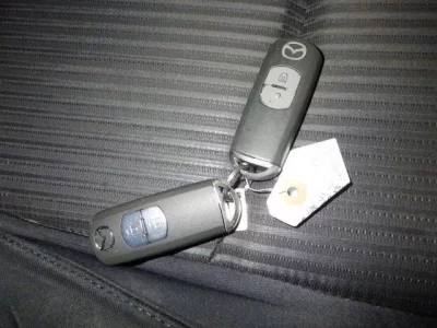 Mazda AXELA  с аукциона в Японии