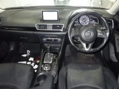 Mazda AXELA  с аукциона в Японии