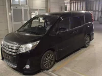 Toyota NOAH лот № 3053 оценка 3.5  с аукциона в Японии 3