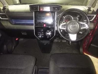 Toyota ROOMY лот № 3057 оценка 4  с аукциона в Японии 2
