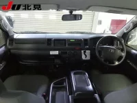 Toyota HIACE лот № 6709 оценка R  с аукциона в Японии 2