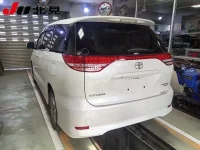 Toyota ESTIMA лот № 6703 оценка R  с аукциона в Японии 1