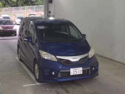 Honda FREED  с аукциона в Японии