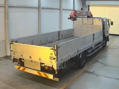 Isuzu FORWARD  с аукциона в Японии