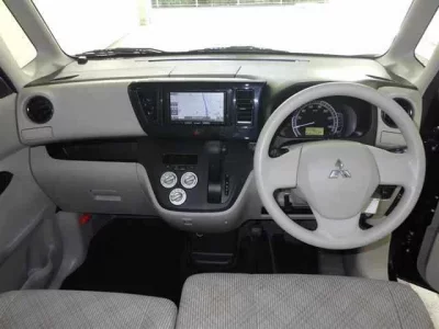 Mitsubishi EK SPACE