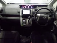 Toyota NOAH лот № 3628 оценка 3  с аукциона в Японии 2