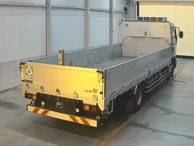 Isuzu FORWARD  с аукциона в Японии