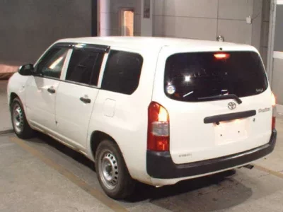 Toyota PROBOX  с аукциона в Японии