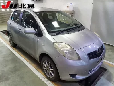 Toyota VITZ  с аукциона в Японии