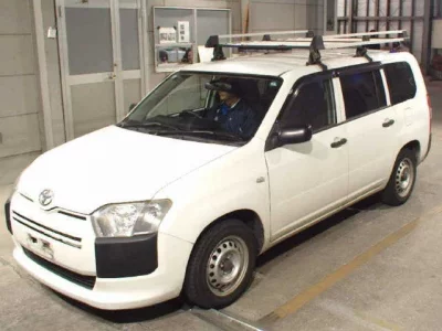 Toyota SUCCEED  с аукциона в Японии