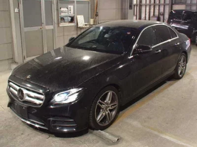 Mercedes-Benz E CLASS  с аукциона в Японии