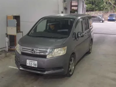 Honda STEP WAGON  с аукциона в Японии