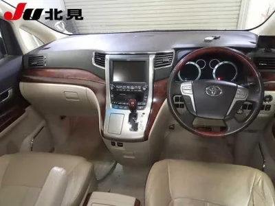 Toyota ALPHARD  с аукциона в Японии