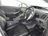 Toyota PRIUS лот № 1039 оценка 3  с аукциона в Японии 2