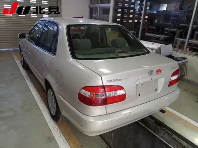 Toyota COROLLA  с аукциона в Японии