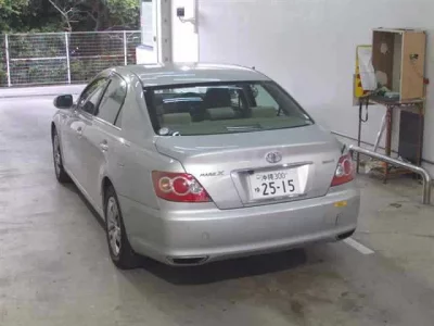Toyota MARK X  с аукциона в Японии