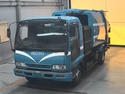 Isuzu FORWARD  с аукциона в Японии
