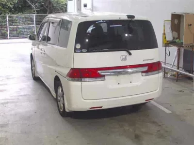 Honda STEP WAGON  с аукциона в Японии