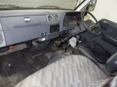 Toyota HIACE TRUCK