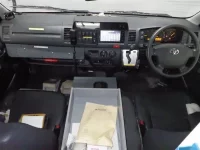 Toyota HIACE VAN лот № 6010 оценка 3.5  с аукциона в Японии 2
