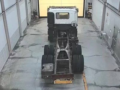 Isuzu TRUCK