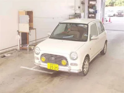 Daihatsu MIRA  с аукциона в Японии