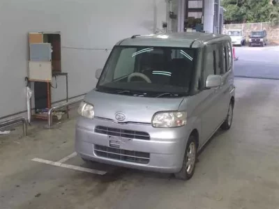 Daihatsu TANTO  с аукциона в Японии