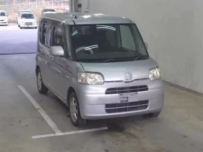 Daihatsu TANTO  с аукциона в Японии