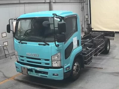 Isuzu FORWARD  с аукциона в Японии