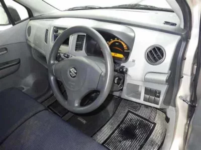 Suzuki WAGON R  с аукциона в Японии