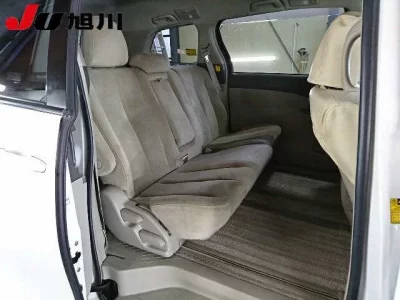 Toyota ESTIMA HYBRID