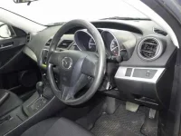 Mazda AXELA лот № 1102 оценка 3.5  с аукциона в Японии 2