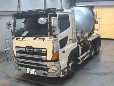 Hino TRUCK