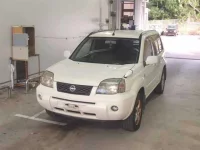 Nissan X-TRAIL лот № 1121 оценка 3  с аукциона в Японии 3