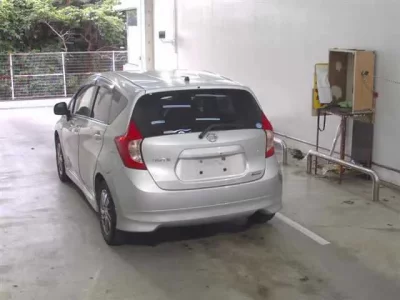 Nissan NOTE  с аукциона в Японии