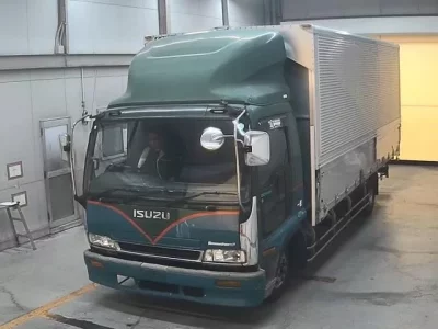 Isuzu FORWARD  с аукциона в Японии