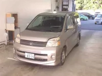 Toyota VOXY лот № 1135 оценка R  с аукциона в Японии 3