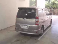 Toyota VOXY лот № 1135 оценка R  с аукциона в Японии 4