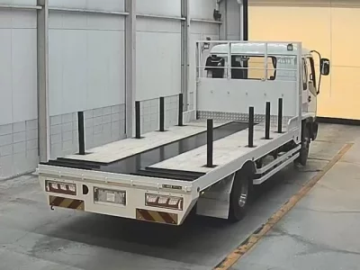 Isuzu FORWARD  с аукциона в Японии