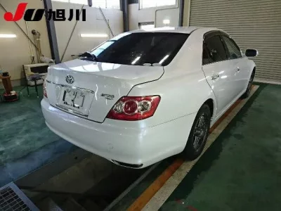 Toyota MARK X  с аукциона в Японии
