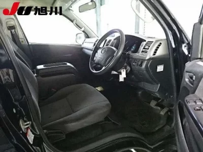 Toyota REGIUS ACE VAN  с аукциона в Японии