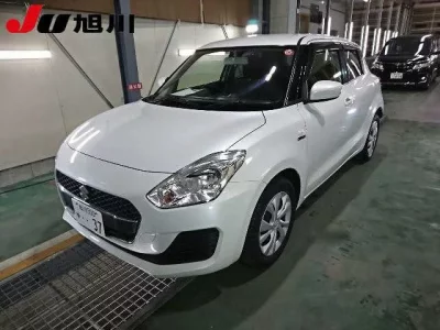 Suzuki SWIFT  с аукциона в Японии