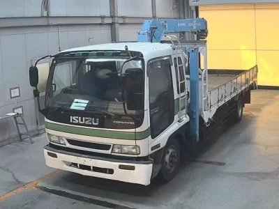 Isuzu FORWARD  с аукциона в Японии