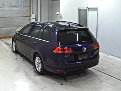Volkswagen GOLF VARIANT