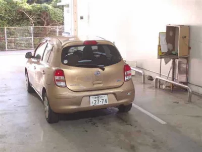 Nissan MARCH  с аукциона в Японии