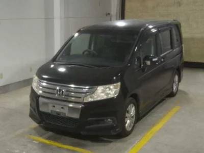 Honda STEP WAGON  с аукциона в Японии